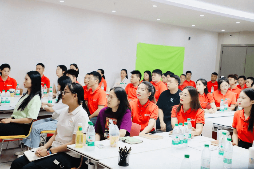 華企集團2024年雙十一啟動會暨秋季運動會圓滿成功 華企集團2024年雙十一啟動會暨秋季運動會圓滿成功