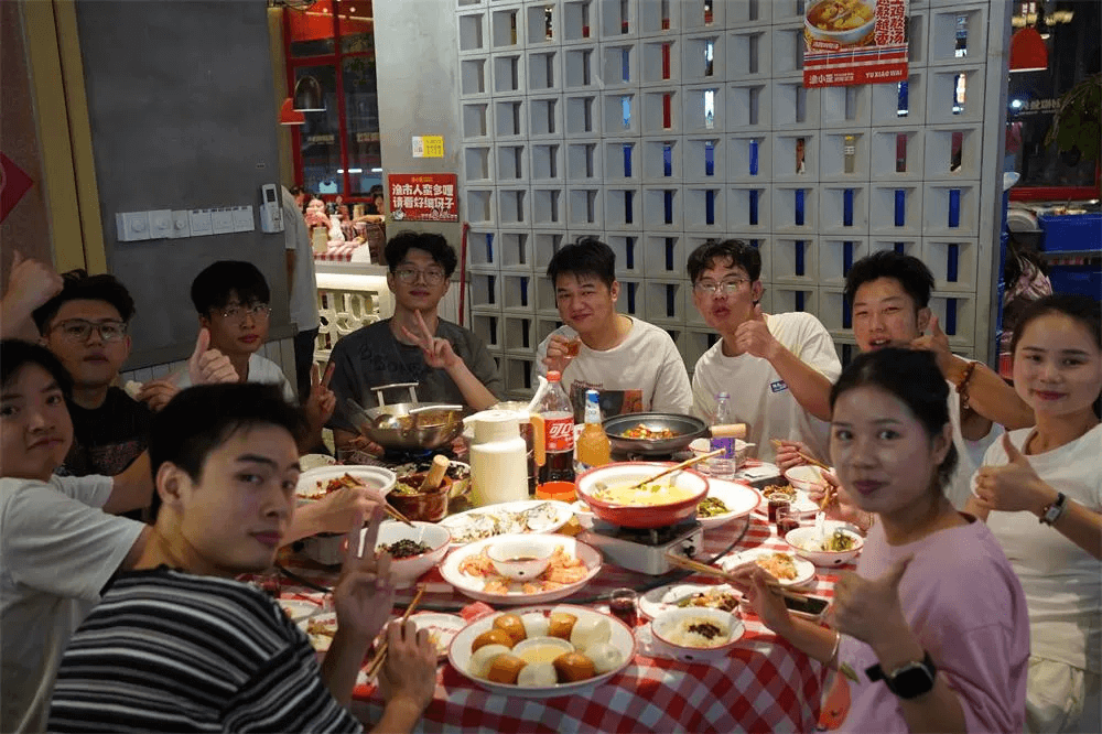 華企集團2024年雙十一啟動會暨秋季運動會圓滿成功 華企集團2024年雙十一啟動會暨秋季運動會圓滿成功